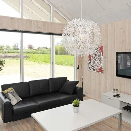 Holiday home Sleeps 16 Pool Wifi Pol