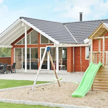 Sleeps 16 Pool Wifi *
